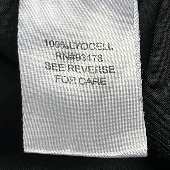 Workshop Black 100% Lyocell Pull-on Drawstring Capri Pants w/ Pockets- Medium - Picture 14 of 15